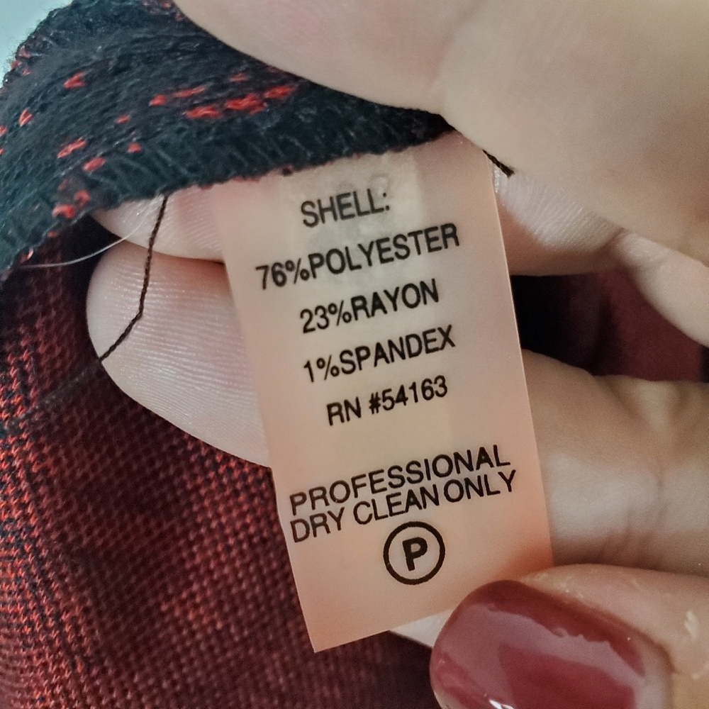 Calvin Klein sleeveless dress, red and black print, size 8 - Picture 3 of 6